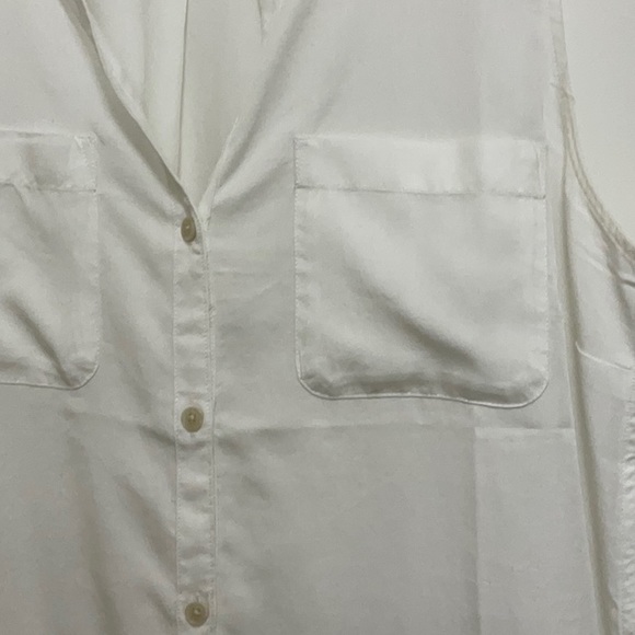 Sleeveless Tunic - Picture 4 of 7